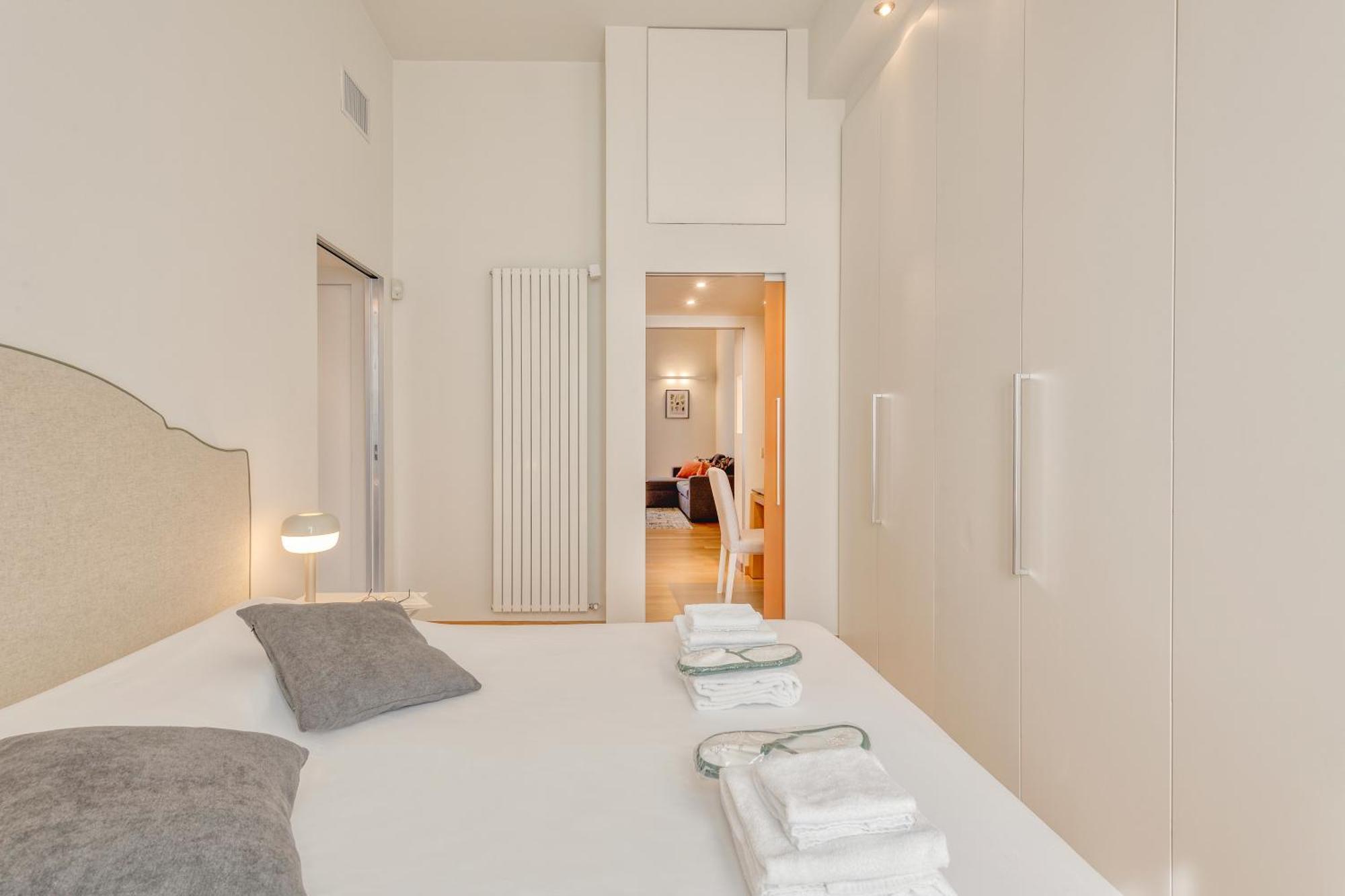 Sempione, 51 Ampio E Luminoso Apartamento Milão Exterior foto